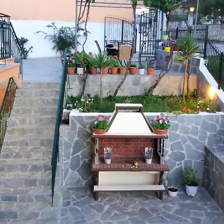 Ziogas Luxury Apartamento